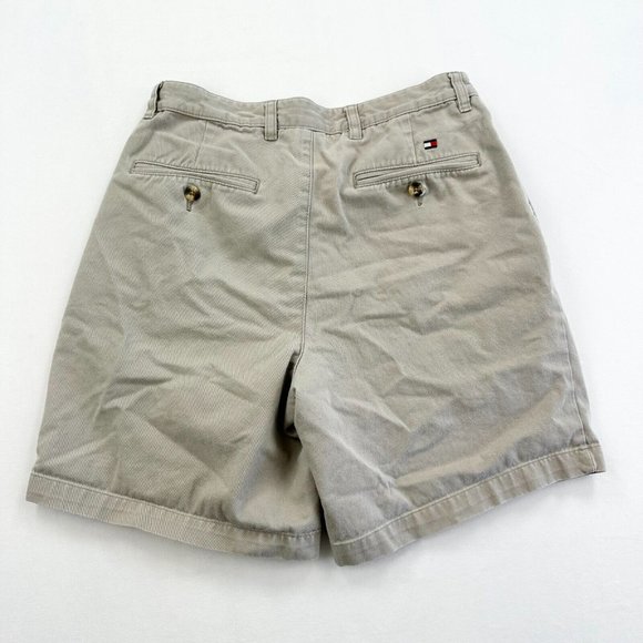 Tommy Hilfiger Shorts Mens 30 Grey Chino Flat Front Casual Outdoor Preppy Y2K - Picture 6 of 8
